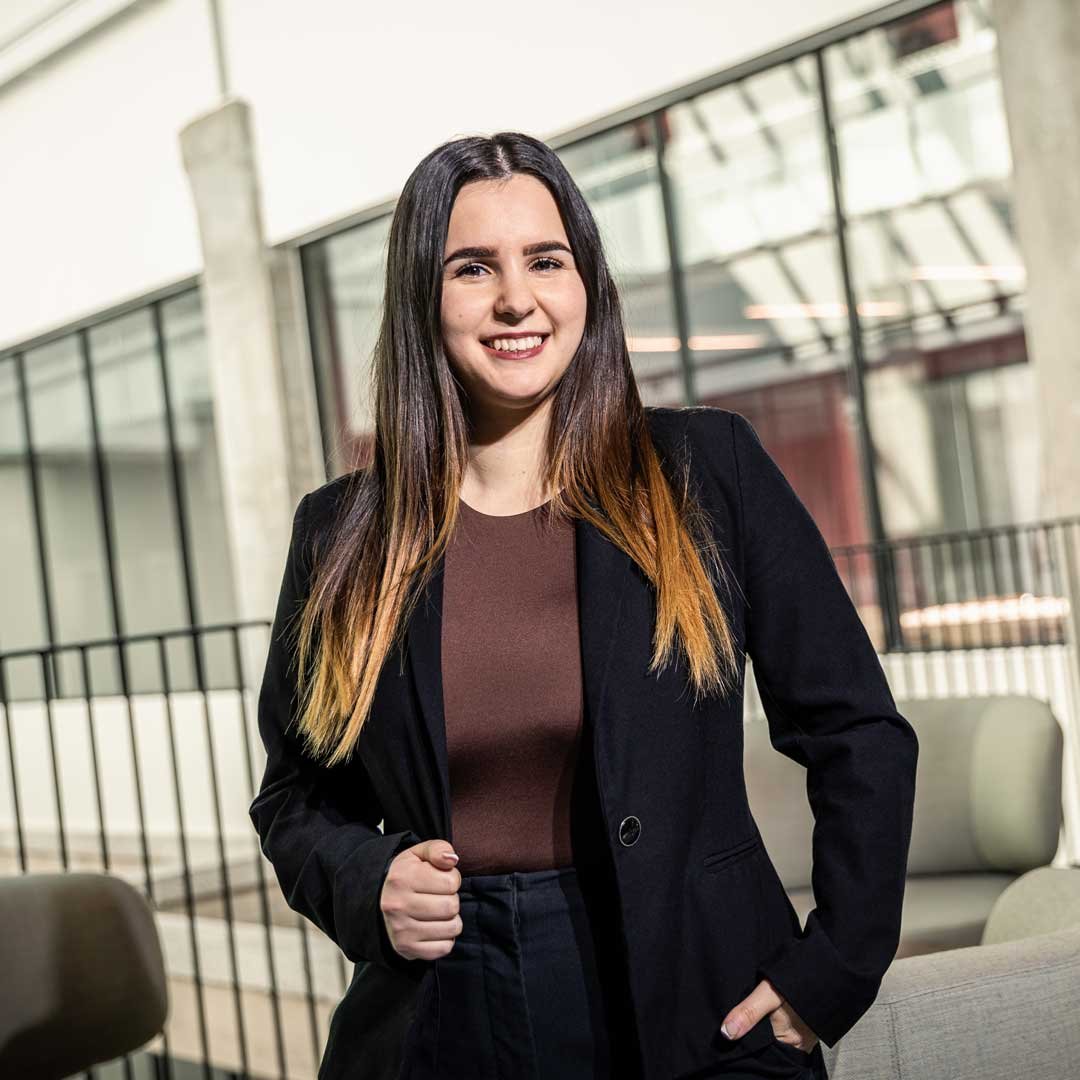 tabular-editor-portrait-maria-jose-ferreira-1080x1080